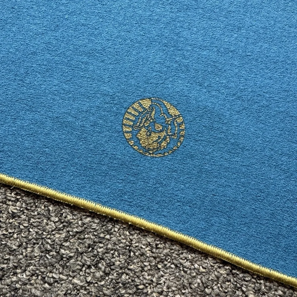 Manduka Yogitoes Skidless Mat Towel Yoga Pilates 24